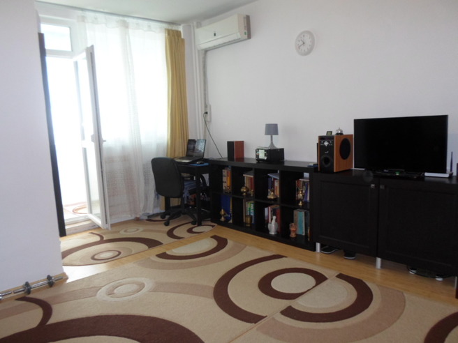 Vanzare Garsoniera zona Costin Georgian