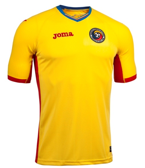 SC 11METRi SRL te imbraca in Joma !