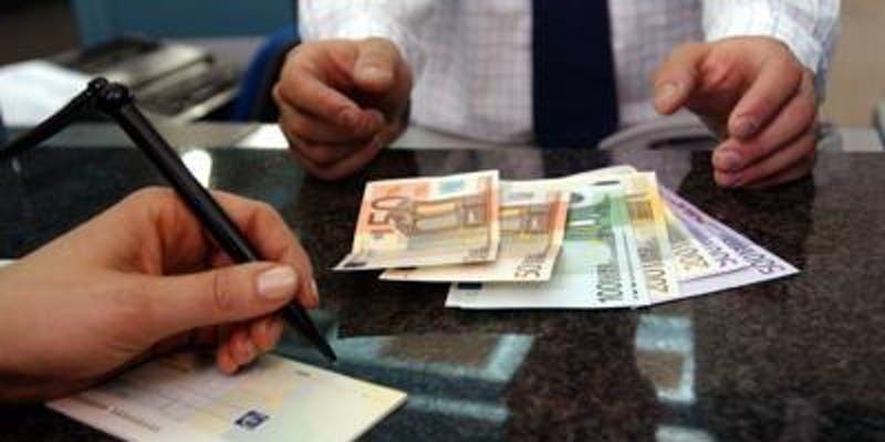 Asistență financiară între individ