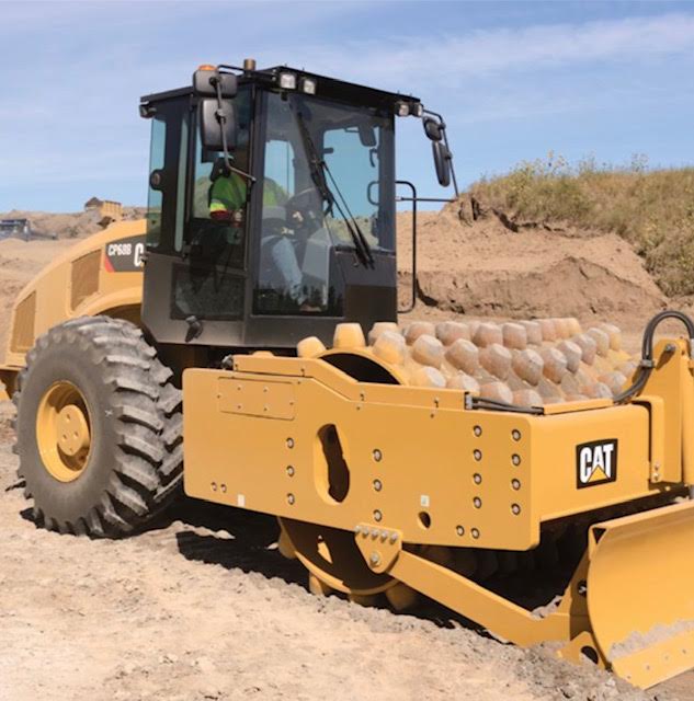 Inchiriez compactor  cu picior de oaie