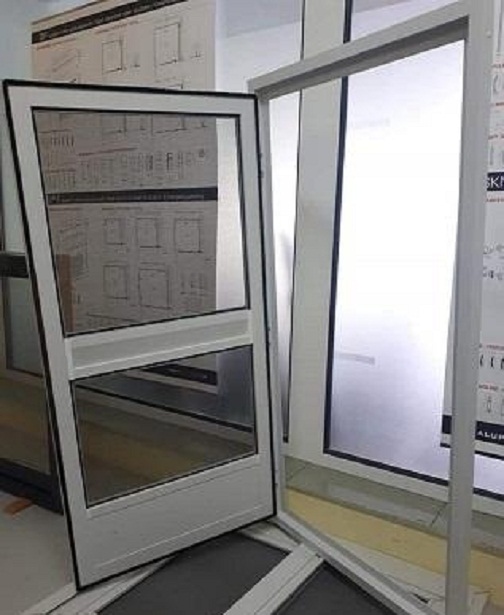 Repar si instalez termopane in toata tara!