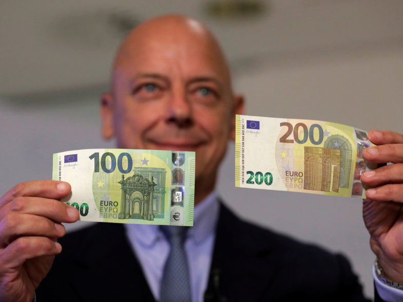 Aplicați pentru un împrumut rapid cu ușurință astăzi