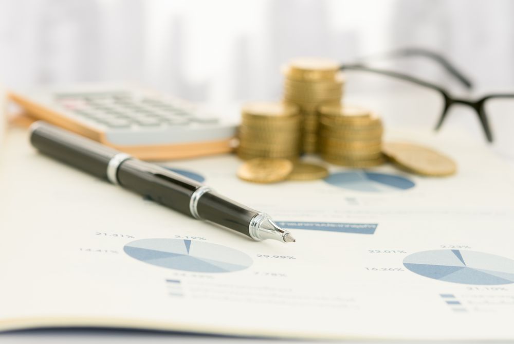 CREDITE SI INVESTITII CASA / AUTO / PERSONAL