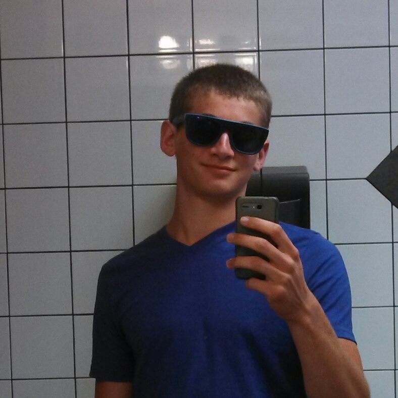 Relatie discreta, relaxeaza-te alaturi de mine!