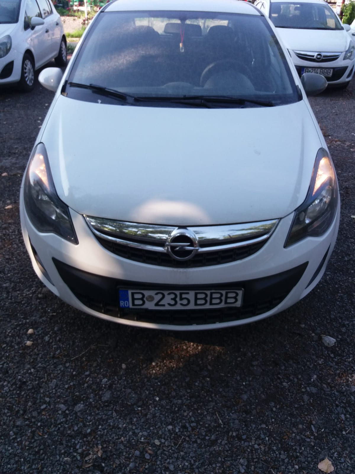 Autoturism Opel Corsa..
