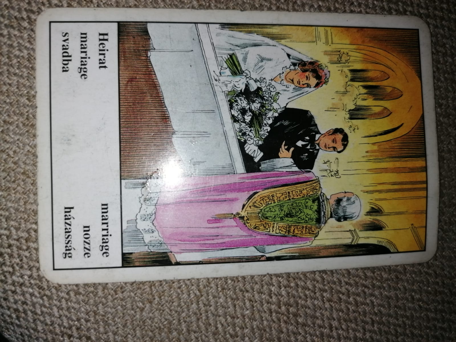 Ghicesc în cărți de tarot și cafea, doamnă romanca. Mentionez că moștenesc acest har.
