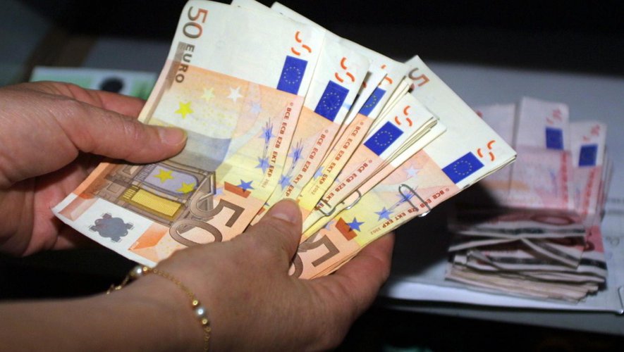 Oferta de imprumut pentru petrecerea de Craciun.