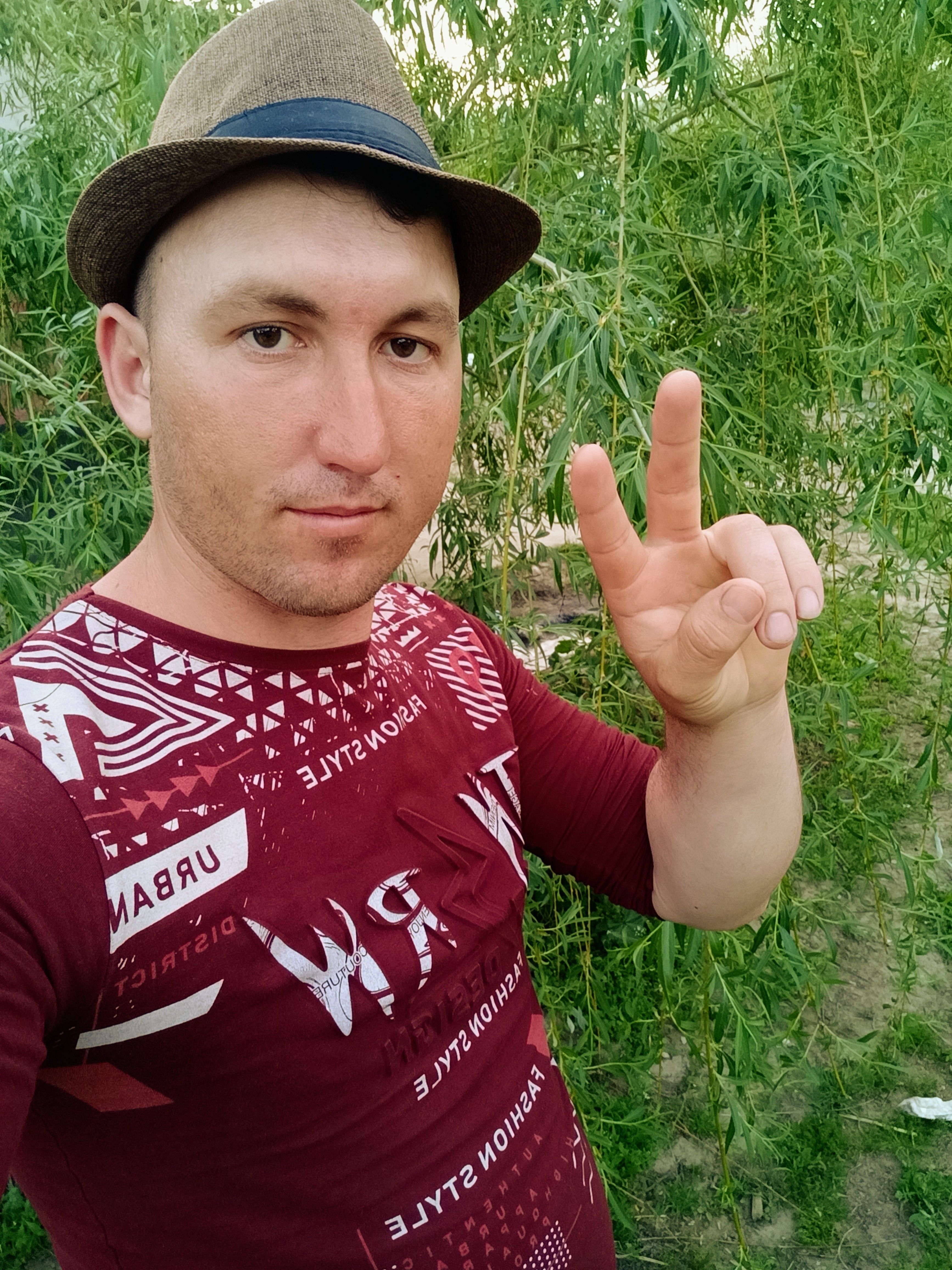 buna ma numesc iacob cristinel