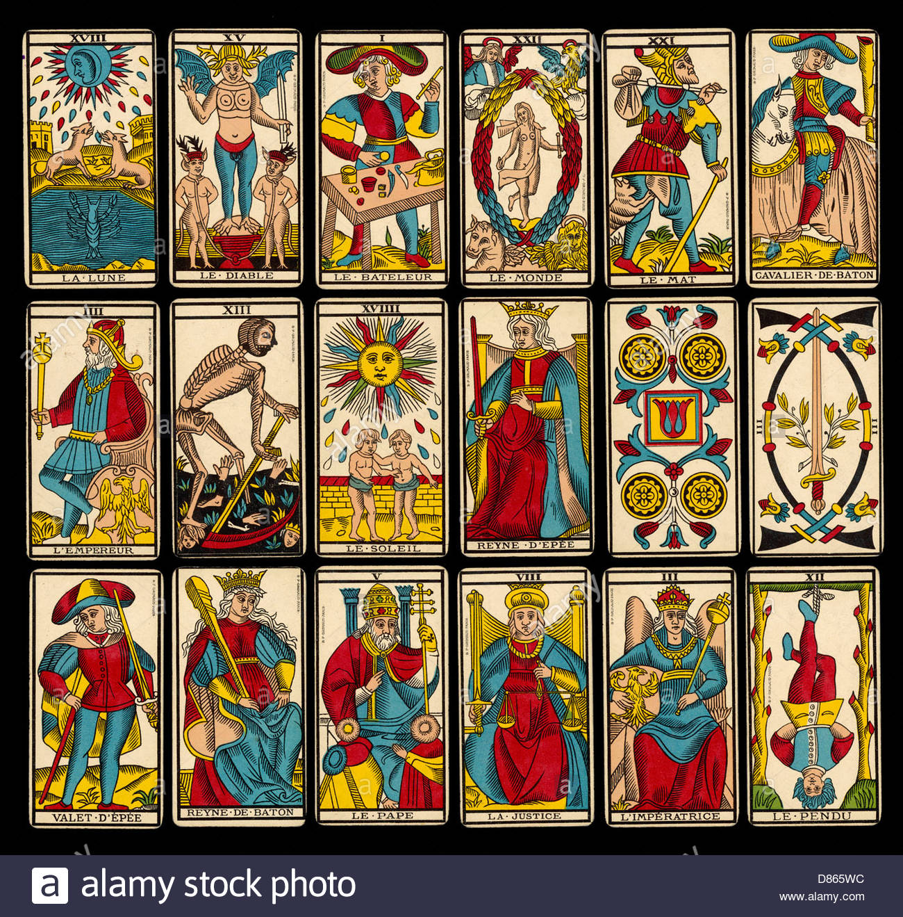 Ghicit in carti normale si Tarot + cafea.