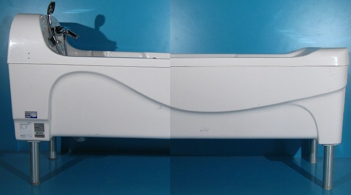 Cada baie persoane cu dizabilitati  Arjo