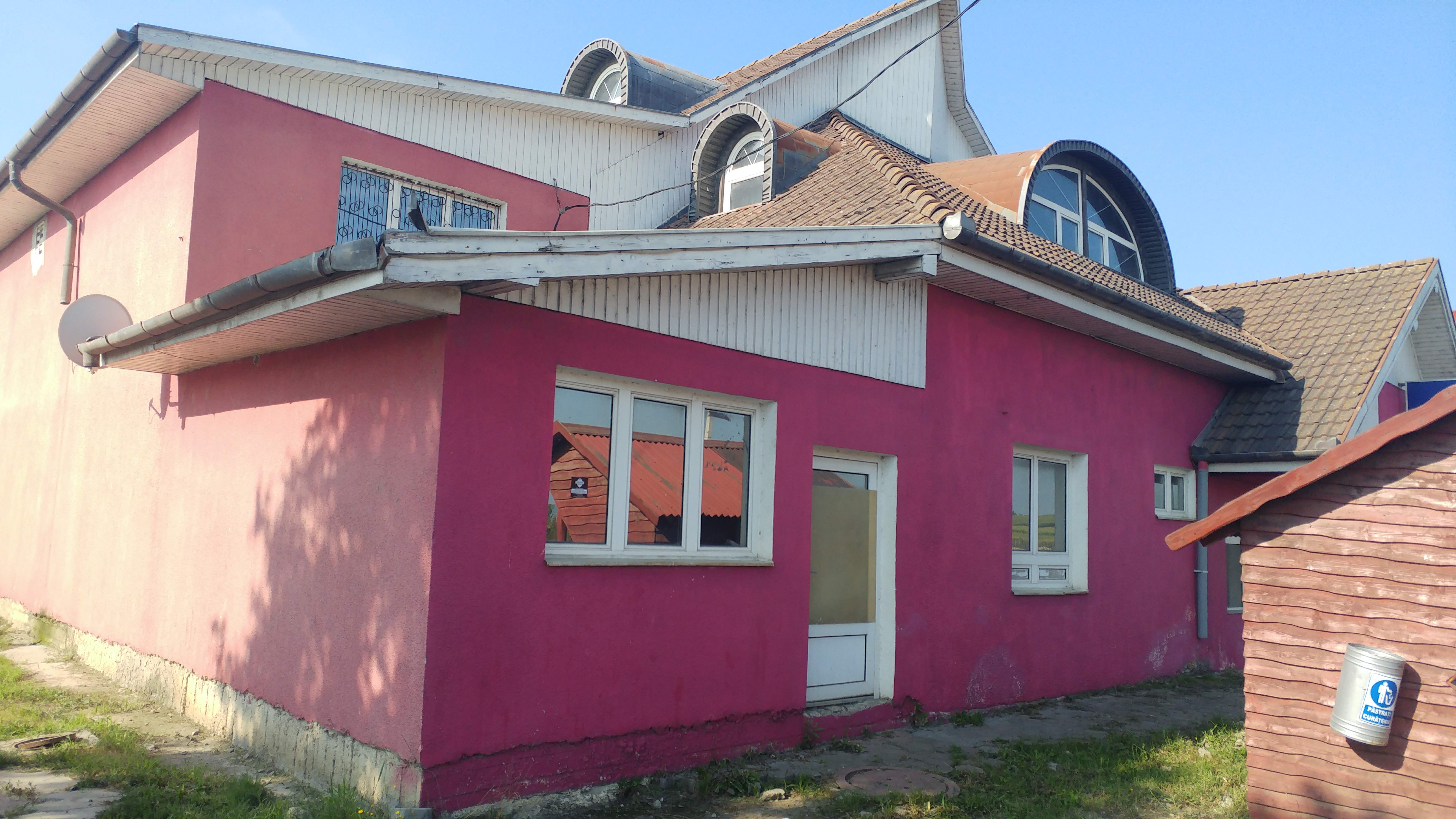 Proprietate imobiliara – teren si constructii – Iernut