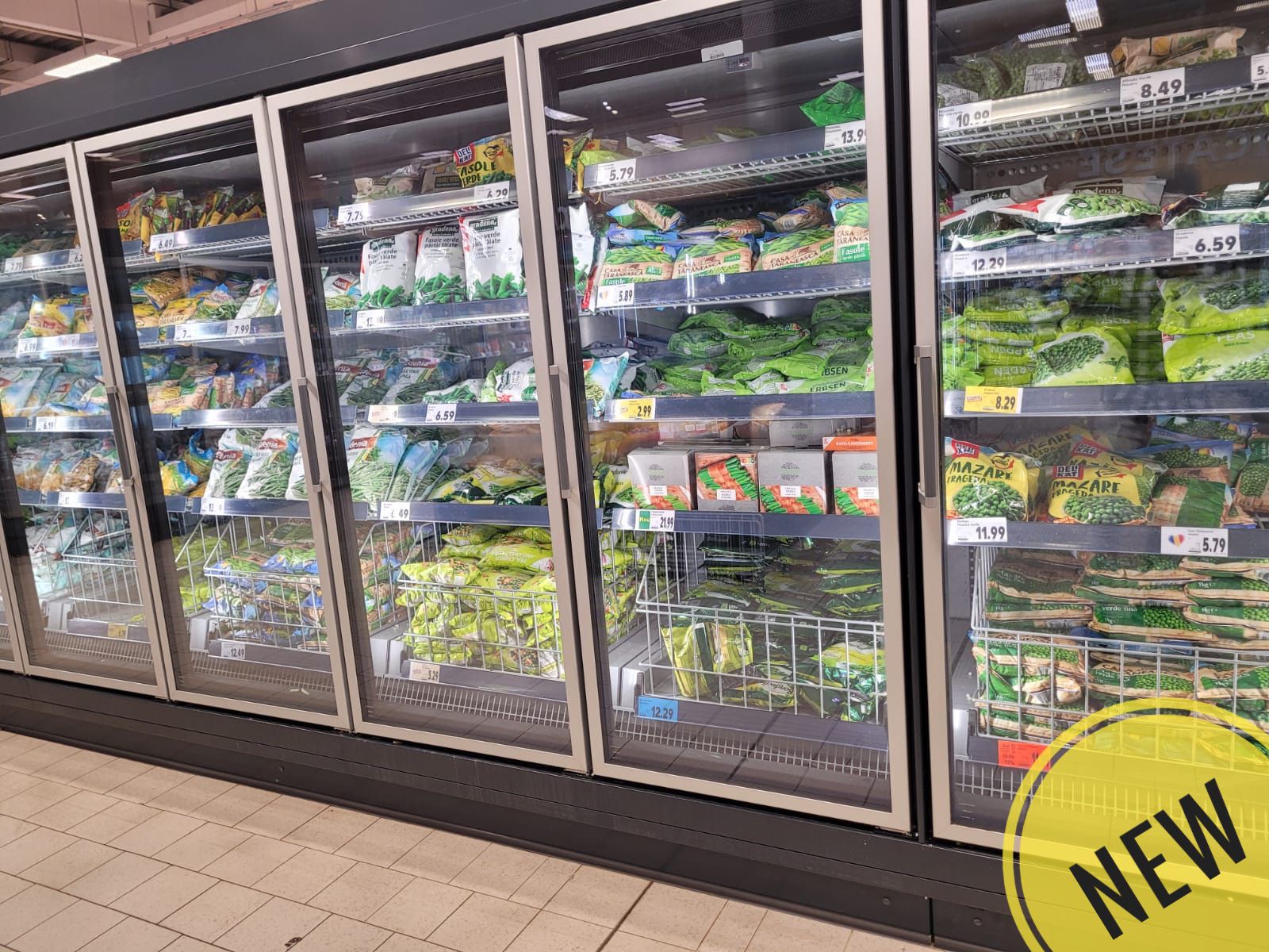 Vitrine frigorifice cu fațadă ALUMINIU