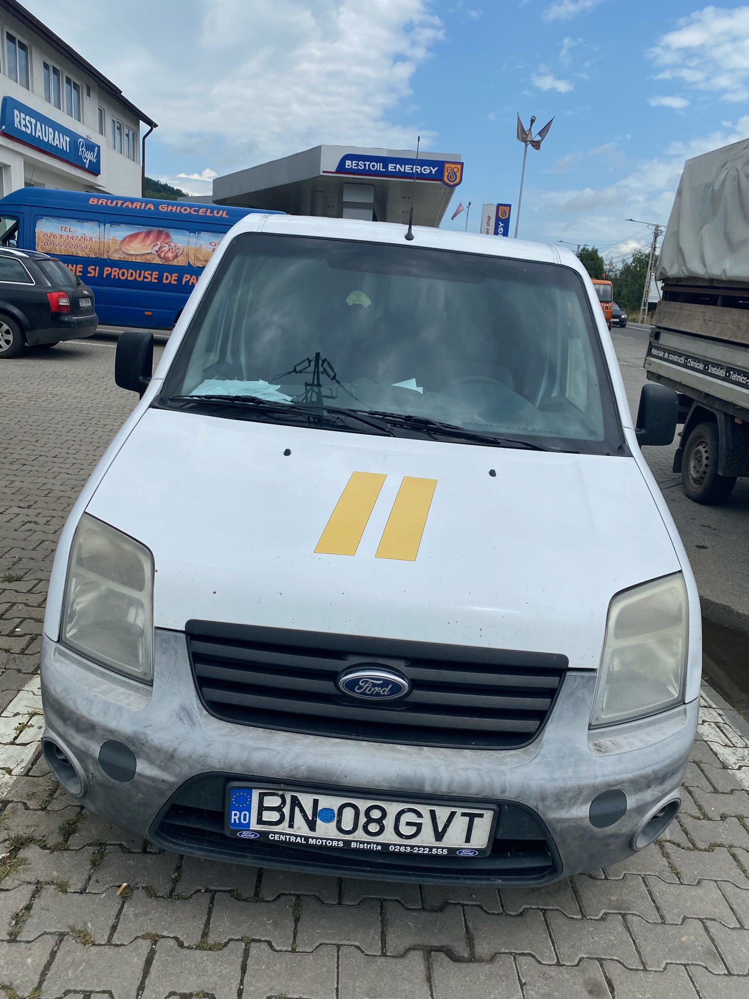 Autotutilitara Ford Transit