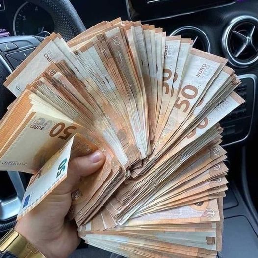 Întreaga echipă de la (SAXO Bank) vă urează credit bun!