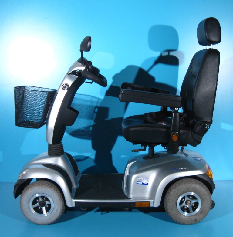 Scuter electric Invacare Orion – 6 km/h Scuter electric Invacare Orion – 6 km/h