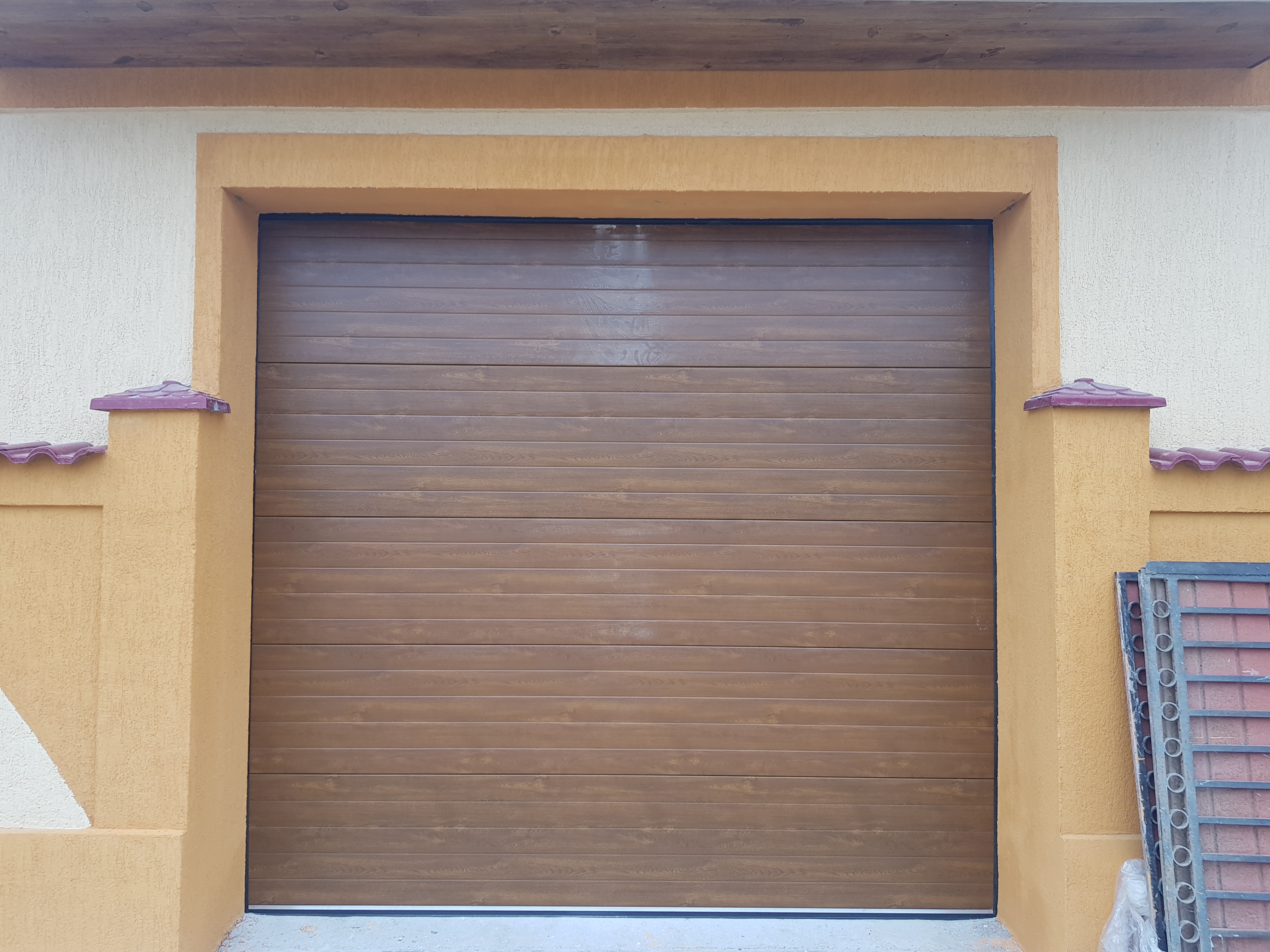 usi garaj automate ramnicu valcea,dragasani,horezu,balcesti, usi garaj automate ramnicu valcea,dragasani,horezu,balcesti,