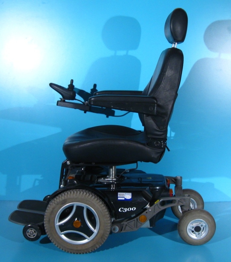 Carucior electric Permobil C300 – 6 km/h Carucior electric Permobil C300 – 6 km/h