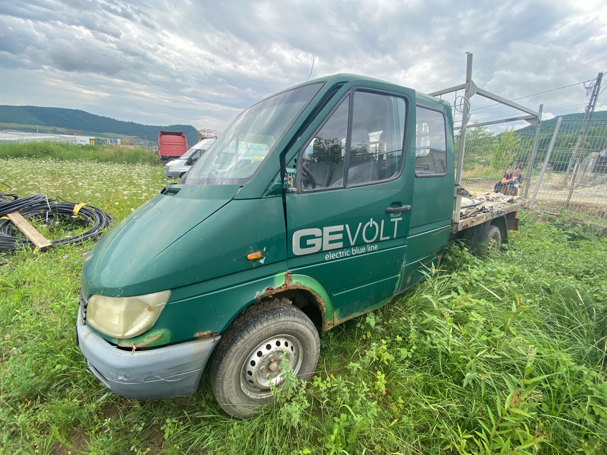 Autotutilitara Mercedes Benz 2000 varianta Sprinter