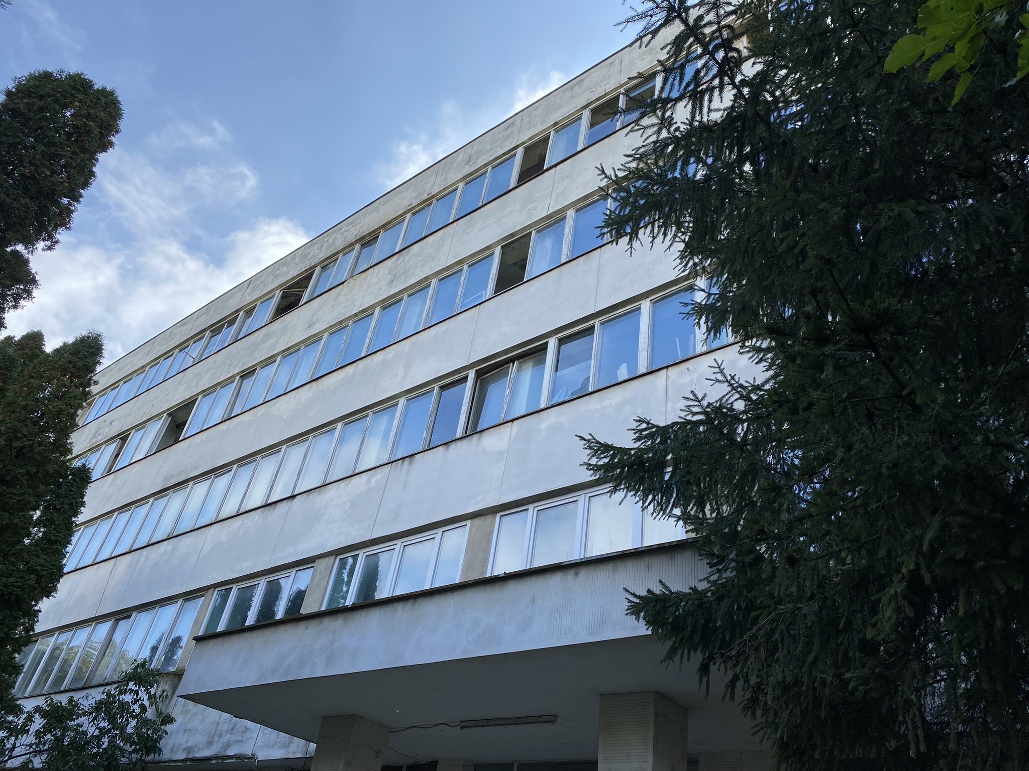 CLĂDIRE SEDIU (TEREN + CONSTRUCȚIE)