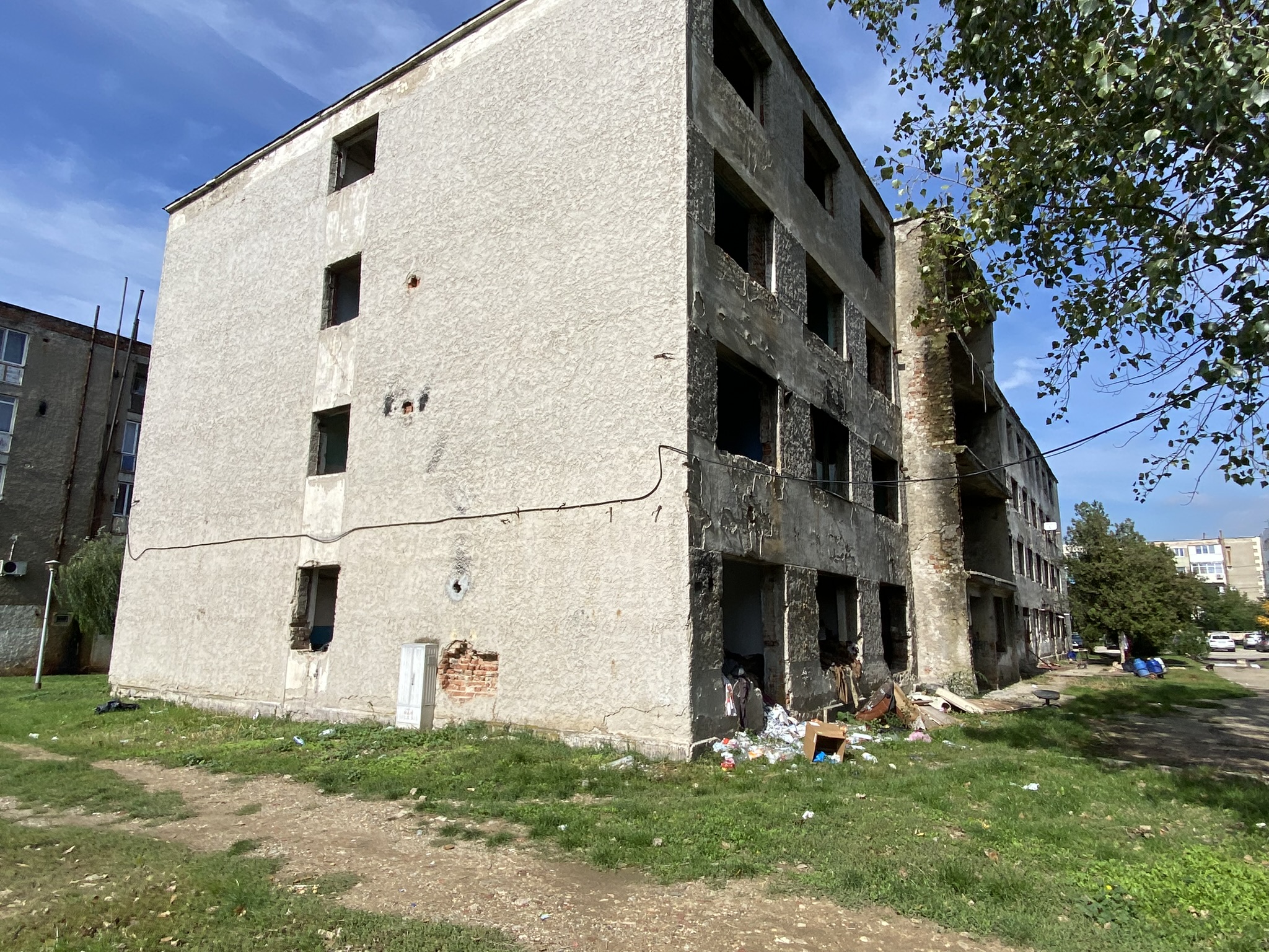 BLOC GARSONIERE 2 (TEREN + CONSTRUCȚIE)