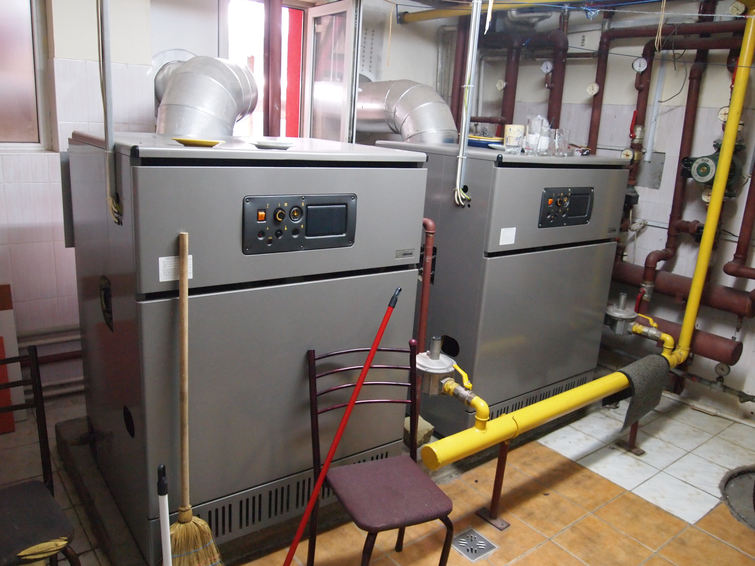 Lot 4 – bunuri mobile