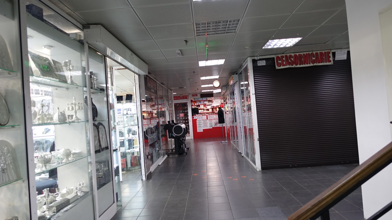 Spatii comerciale de inchiriat in Complex comercial SIR Lujerului