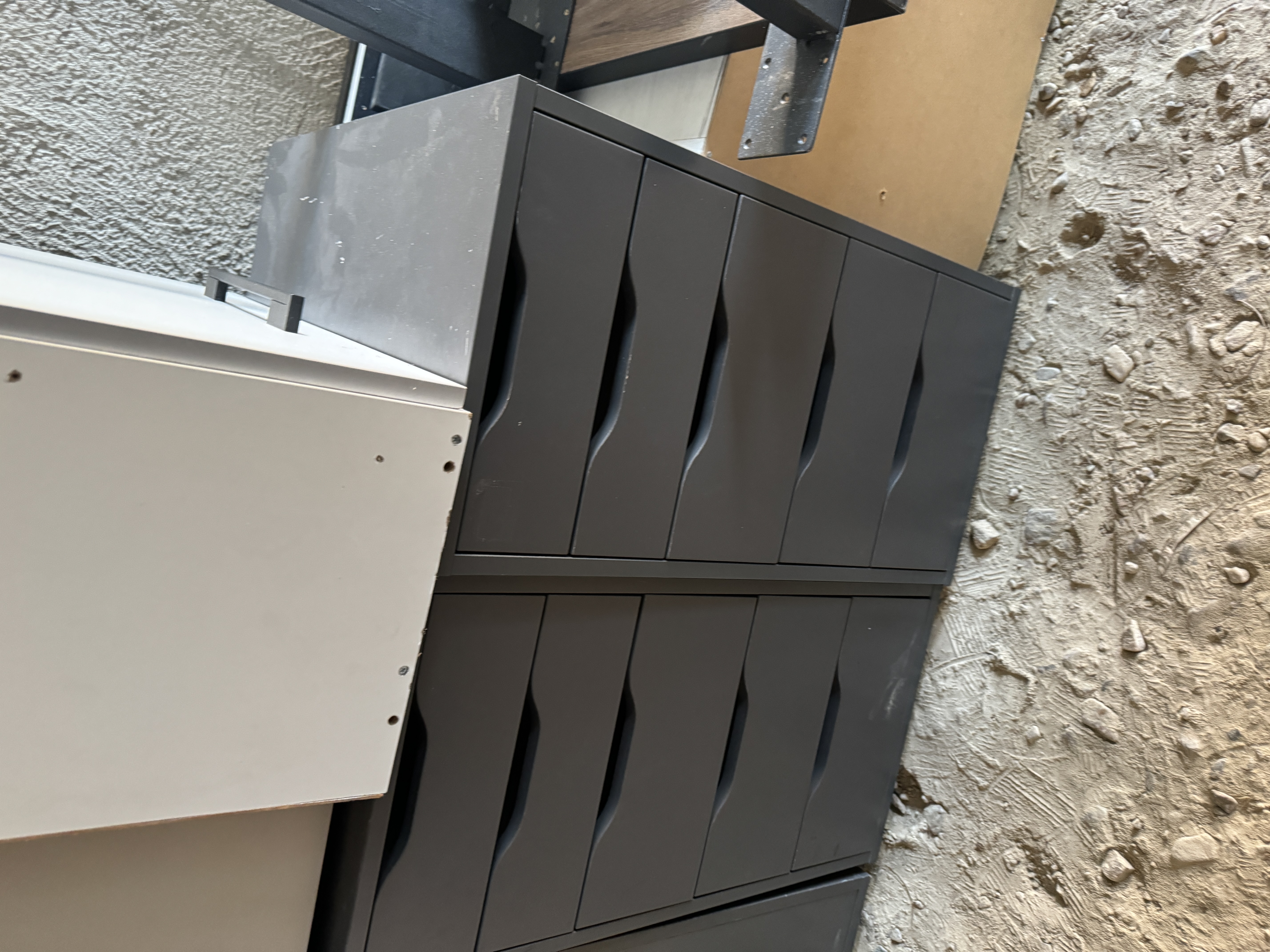 Lot 2 – bunuri mobile