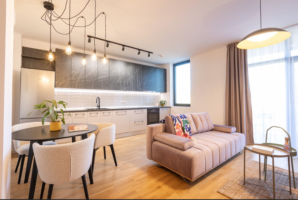 De inchiriat apartament cu 2 camere, etaj 1, amenajat si mobilat lux, zona ISHO
