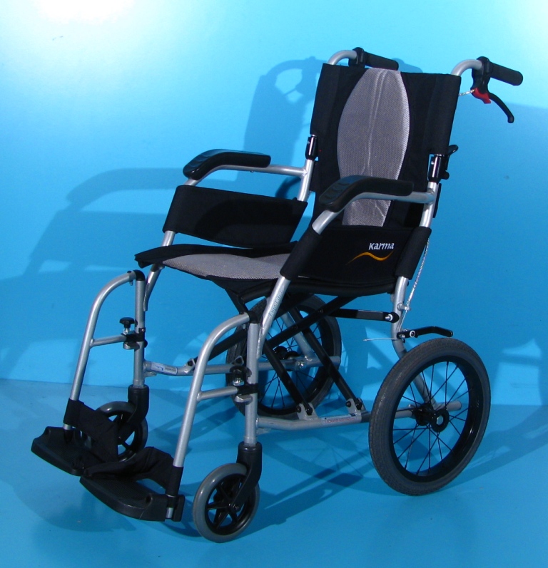 Scaun cu rotile din aluminiu Karma / latime sezut 38 cm