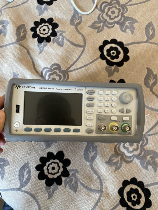 Generator de semnal Keysight