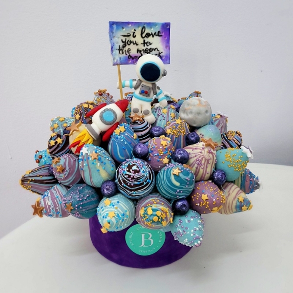 Surpriza perfectă de 8 Martie începe cu un buchet de flori