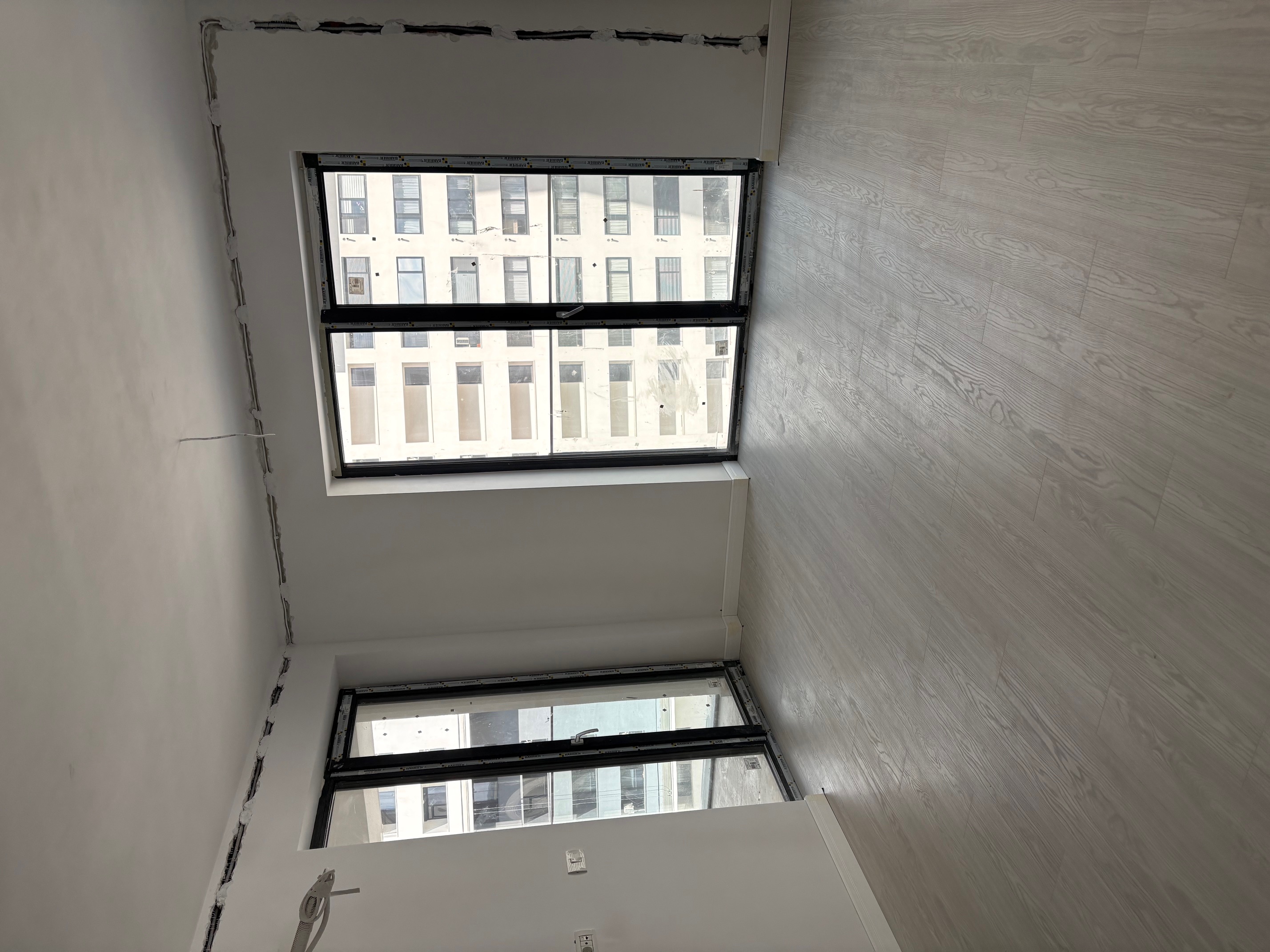 De vanzare apartament cu 2 camere, et. 6, X City Tower 4