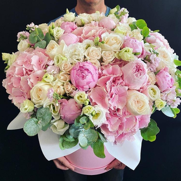 OkFlora România – flori și decoruri spectaculoase pentru nunta la care ai visat OkFlora România – flori și decoruri spectaculoase pentru nunta la care ai visat