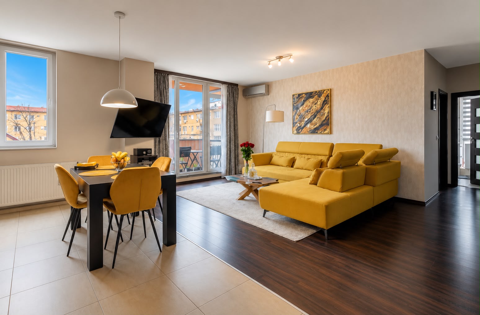 De vanzare apartament cu 3 camere, transformat in 2 camere, zona Rebreanu-P-ta Doina, bloc 2015