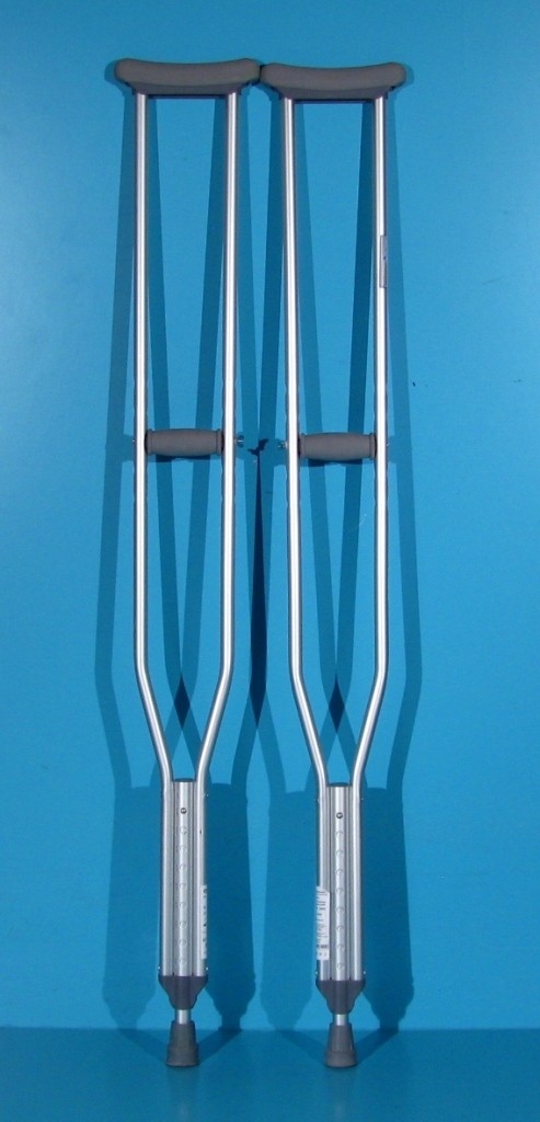 Carje cu sprijin subaxilar aluminiu Carje cu sprijin subaxilar aluminiu